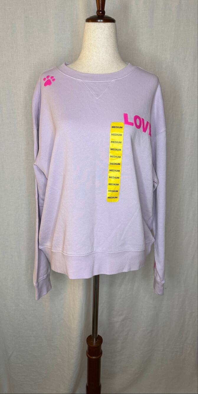 Wildfox “Dogs Love Me” Lavender Purple Paw Print Graphic Crewneck Sweatshirt  
M